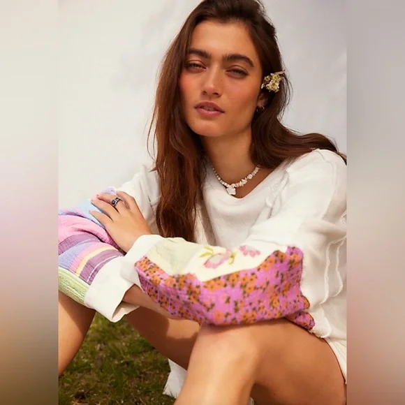 NWOT Free People We The Free Right On Cuff Sweatshirt - Picture 4 of 12